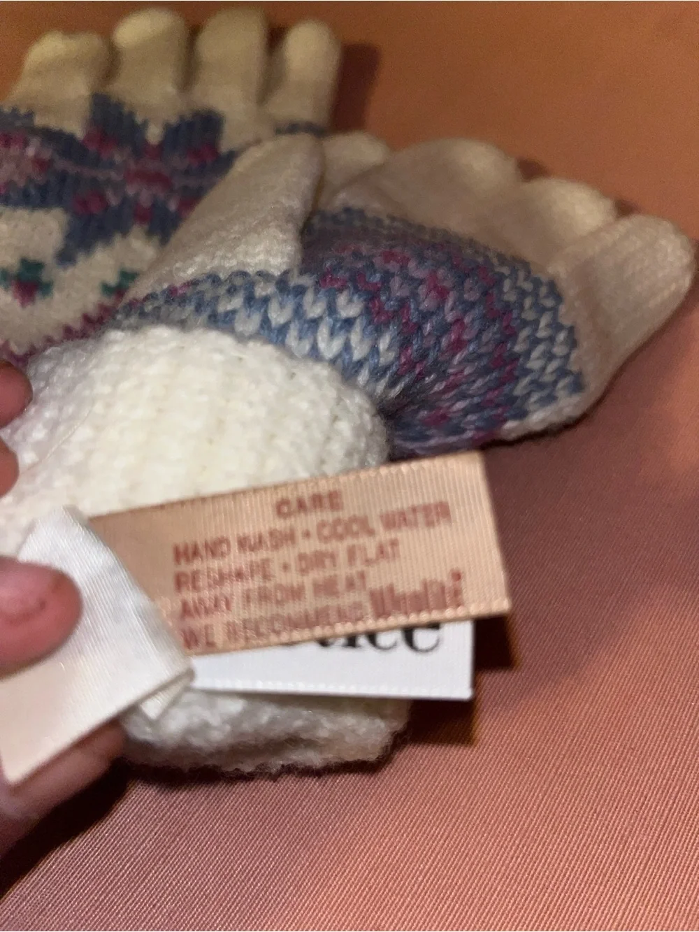 Vintage 80/90s Cream Knit Snowflake Gloves and Hat Set - Purple & Teal fairisle